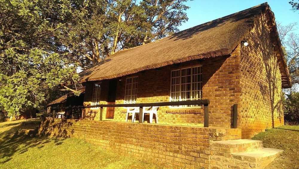 Kwambali Riverside Lodge Hazyview Extérieur photo