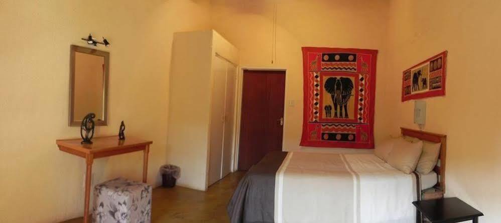 Kwambali Riverside Lodge Hazyview Extérieur photo