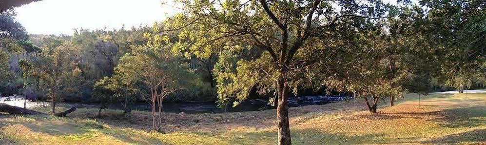 Kwambali Riverside Lodge Hazyview Extérieur photo
